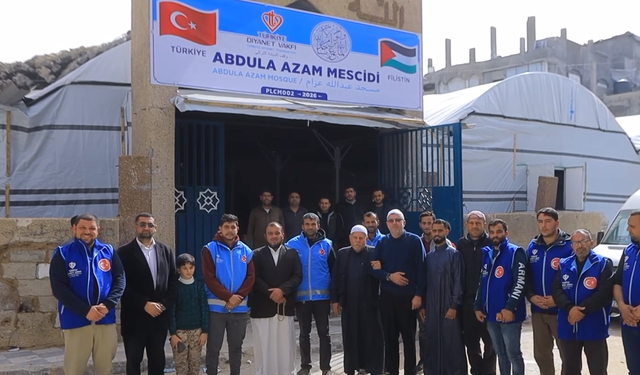 Türkiye Diyanet Vakfı Ramazan öncesi Gazze'de 3 camiyi ibadete açtı