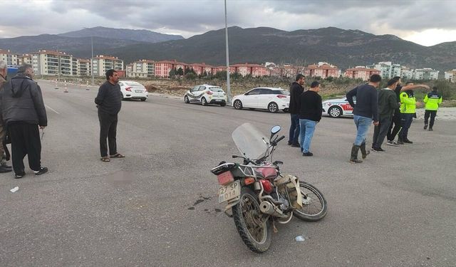 Gaziantep'te otomobil ile motosikletin çarpıştığı kazada 1 kişi öldü