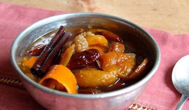 Kahramanmaraş’ta hoşaflık tezgâhlarında ramazan hareketliliği