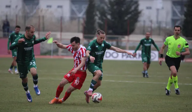 Kahramanmaraş’ta Nefes Kesen Mücadele: İstiklalspor-Bursaspor Golsüz Berabere!