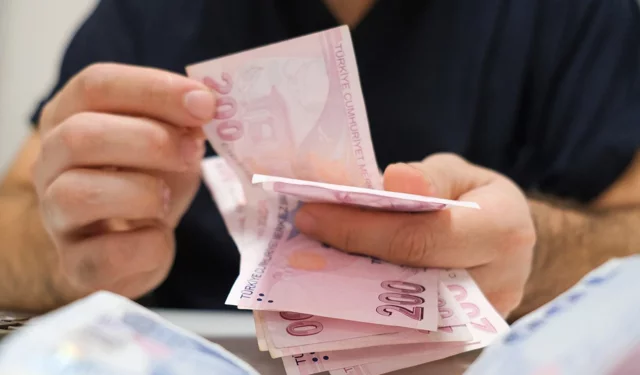 Emekli Bayram İkramiyesi İçin Kritik Gelişme: Yeni Sistem Masada!