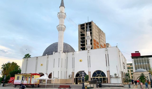 Mersin’de Bayram Namazı Saat Kaçta Kılınacak? 20 Mart Cuma Bayram Namazı Saati