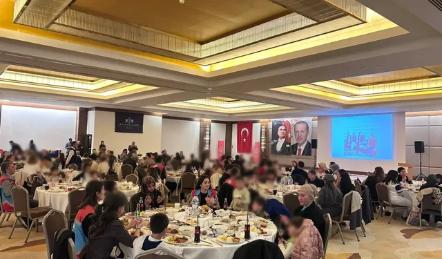 Antalya'da koruyucu aileler ile yetim ve öksüz çocuklar için iftar programı düzenlendi