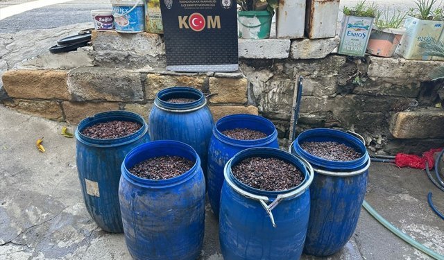 Hatay'ın Arsuz ilçesinde 1510 litre sahte içki ele geçirildi