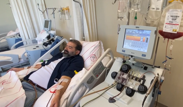 Kök hücre bağışçısı akademisyen, nakil bekleyen hastaya umut oldu