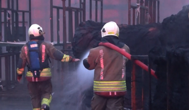 Kahramanmaraş’ta yangına müdahale eden itfaiye eri darbedildi!