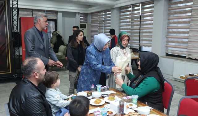 Kahramanmaraş'ta Gönül Elçileri ve Koruyucu Aileler Aynı Sofrada Buluştu