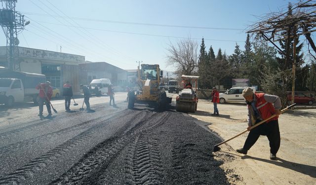 Kahramanmaraş'ta Yollarda Asfalt Çalışması Kesintisiz Sürüyor