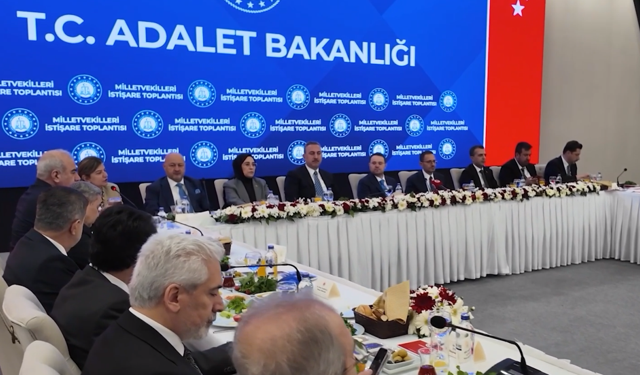 Adalet Bakanı Gürlek, Güneydoğu Anadolu Bölgesi Milletvekilleriyle Görüştü