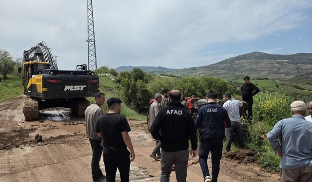Kilis'te çayda mahsur kalan kişi kurtarıldı