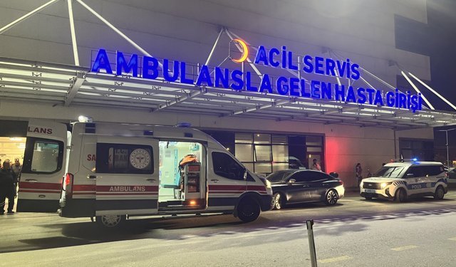 Mersin'de tırın çarptığı kadın hayatını kaybetti