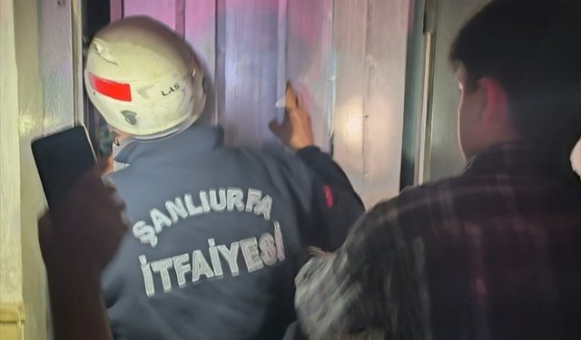 Şanlıurfa'da asansörde mahsur kalan 3 çocuk kurtarıldı