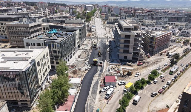 Kahramanmaraş'ta Trabzon Bulvarı ve Kentsel Tasarım Alanlarının Ulaşımı İyileştiriliyor