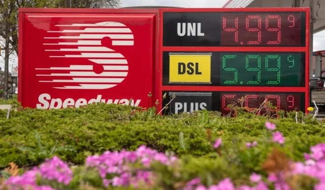 Orta Doğu Krizi ABD’yi Vurdu! Benzin 5 Doları Aştı, Küresel Piyasalar Alarmda