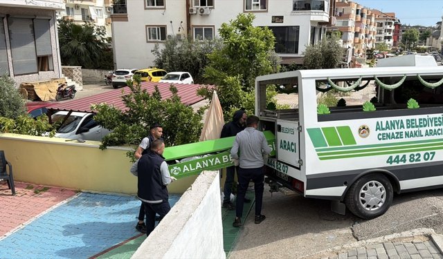Alanya'da bir kişi kaldığı pansiyonda ölü bulundu
