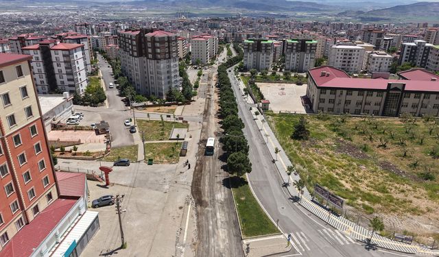 Ahır Dağı Caddesi’nde Kapsamlı Yenileme Çalışması Başlatıldı