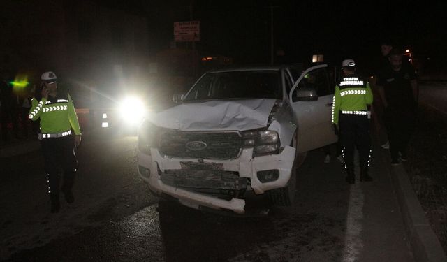 Cizre'de pikap ile otomobilin çarpıştığı kazada 2 kişi yaralandı