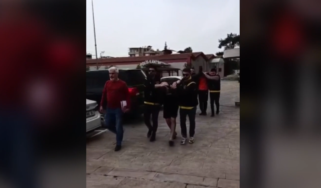 Park Halindeki Tırların Akülerini Çaldılar! Güvenlik Kameraları Ele Verdi