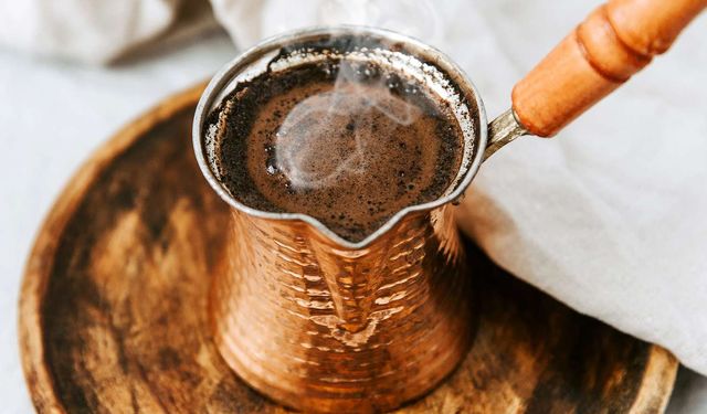 Kahramanmaraş Kapalı Çarşı’da Bayram Yoğunluğu! Türk Kahvesine İlgi Arttı