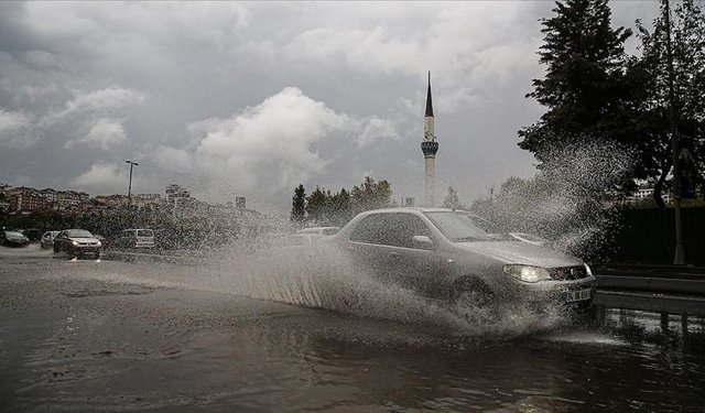 Meteoroloji Alarm Verdi: Bu İllerde Yağış Şiddetini Artıracak!