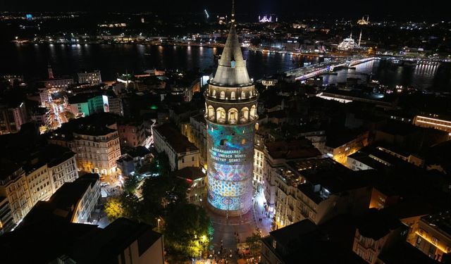 Kahramanmaraş’ın Edebiyat Şöleni Galata Kulesi’nde Vatandaşlardan Yoğun İlgi Gördü