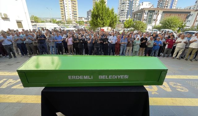 Mersin'de Hayatını Kaybeden Sağlık Çalışanına Anlamlı Vefa