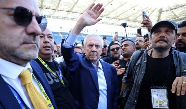 Aziz Yıldırım’ın İlk Transferi Vedat Muriqi Oldu