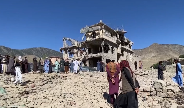 Pakistan-Afganistan Sınırında Gerilim Tırmanıyor! Pakistan'dan Kara Operasyonu