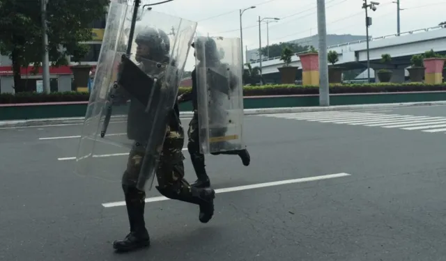 Filipinler'de Liseye Saldırı: 3 Öğrenci Hayatını Kaybetti