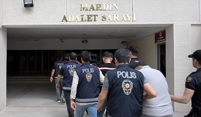 Mardin merkezli iki ildeki dolandırıcılık operasyonunda 15 şüpheli tutuklandı