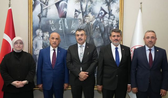 AK Parti Kahramanmaraş Milletvekillerinden Milli Eğitim Bakanı Yusuf Tekin’e Ziyaret