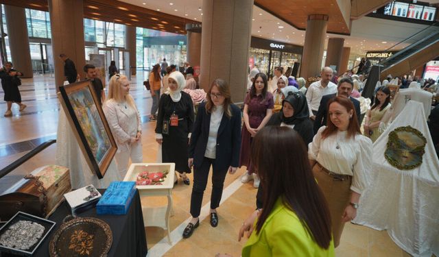 Kadınların El Emeği ve Üretkenliği Yıl Sonu Sergisinde Taçlandı