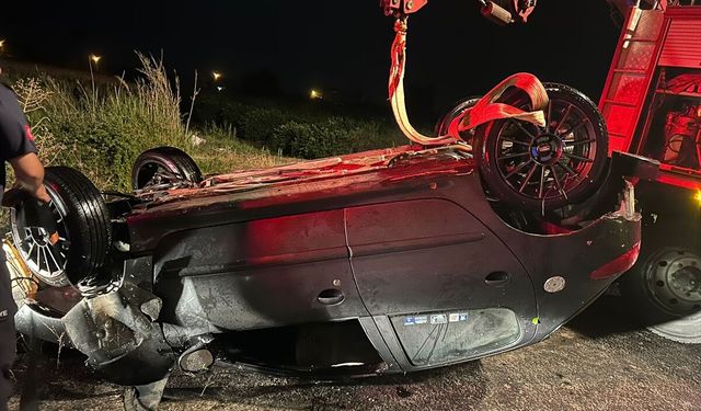 Adana'da sulama kanalına devrilen otomobilin sürücüsü yaşamını yitirdi