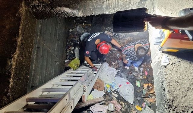 Antalya'da inşaat halindeki binada bodrum boşluğuna düşen kişi yaralandı