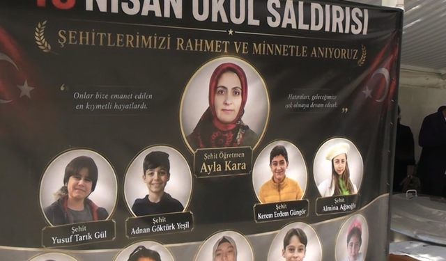 Hayatını Kaybeden Öğretmen ve Öğrenciler Ulu Cami'de Dualarla Anıldı