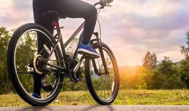 Kahramanmaraş'ta Pedallar Sağlık İçin Çevriliyor: Onikişubat Bisiklet Yolu İlgi Görüyor