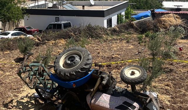 Kilis'te devrilen traktörün sürücüsü öldü