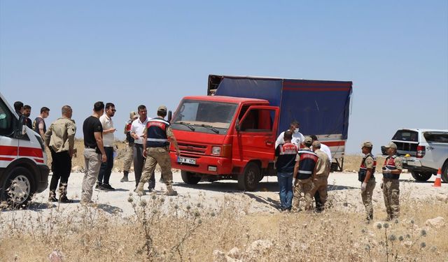 Şanlıurfa'da bir kişi kamyonette ölü bulundu