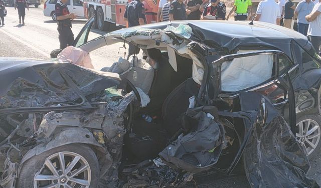 Kahramanmaraş'ta Yolcu Otobüsü ile Otomobil Çarpıştı: 2'si Ağır 4 Yaralı