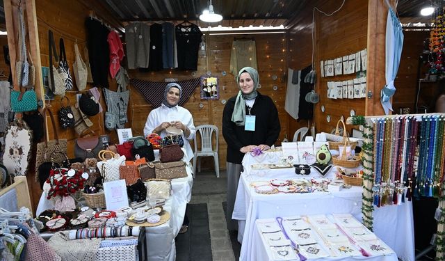 Kahramanmaraş’ta Kadınların Hünerli Elleri Fuara Renk Katıyor