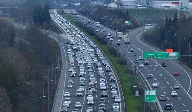 Anadolu Otoyolu'nun Doğu İzmit - Dilovası Arası Trafiğe Kapatılıyor!