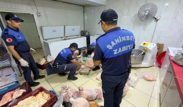 Gaziantep'te 703 Kilogram Bozulmuş Et ve Sakatat İmha Edildi!