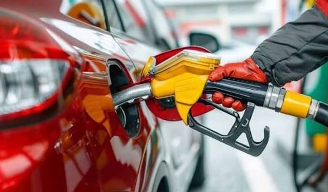 Akaryakıta Büyük Zam! Motorine 5,14 TL, Benzine 1,50 TL Zam Bekleniyor