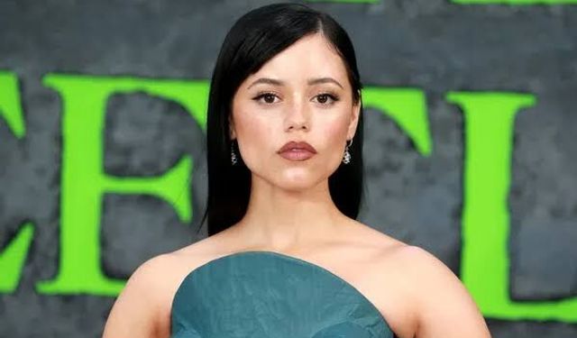 "Wednesday" Dizisiyle Tanınan Jenna Ortega'nın Son Hali Sevenlerini Üzdü! Ortega'ya Ne Oldu?