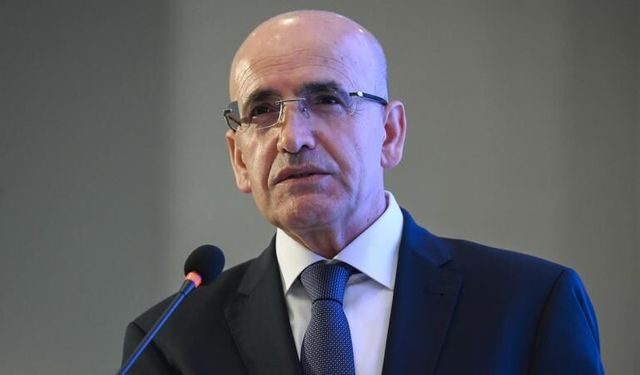 Bakan Şimşek'ten Mazotta Eşel Mobil Açıklaması: Vatandaşın Yükü Hafifletiliyor