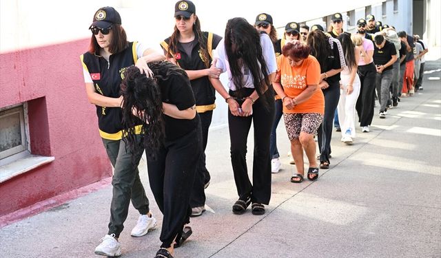 Adana Merkezli 3 İlde Şafak Operasyonu: Masaj Salonu Maskeli Fuhuş Çetesinde 17 Tutuklama
