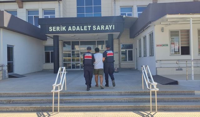 Antalya'da sosyal medya üzerinden dolandırıcılık yaptığı iddia edilen şüpheli tutuklandı
