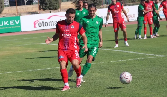 İstiklalspor Evinde Sakaryaspor’a 3-1 Mağlup Oldu