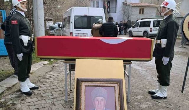 Burdur'da vefat eden Kıbrıs gazisi son yolculuğuna uğurlandı