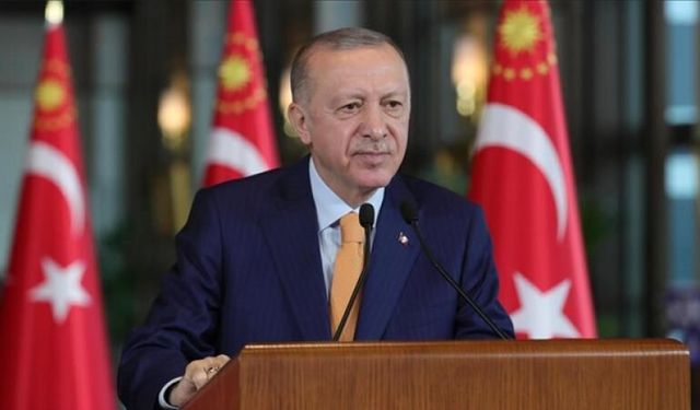 Cumhurbaşkanı Erdoğan: "Diline Sahip Çıkan Geleceğine de Sahip Çıkar"